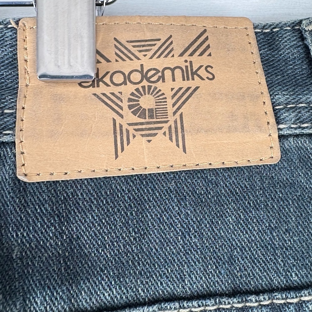 Akademiks Wide Leg Jeans size 42x32. - Picture 6 of 13